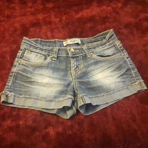 Yasuo denim  shorts.